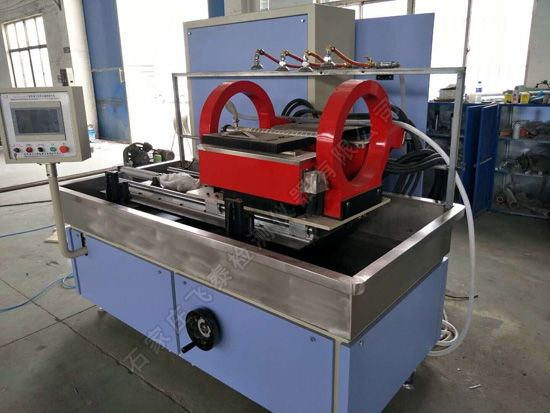 管端熒光磁粉探傷機.jpg 管端熒光磁粉探傷機.jpg